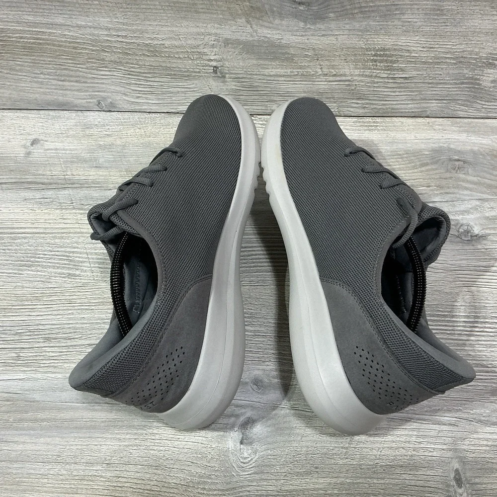 Kizik Madrid Eco Knit Men's Size 12 Wide Grey White Hands Free Sneakers Shoes